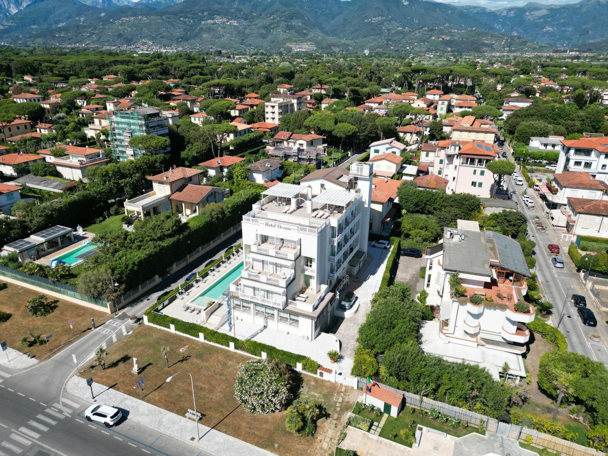 Hotel Oceano Marina di Pietrasanta Exterior photo