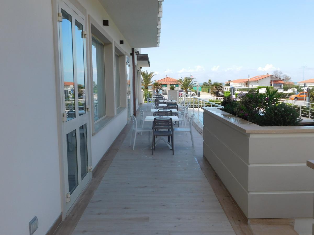 Hotel Oceano Marina di Pietrasanta Exterior photo